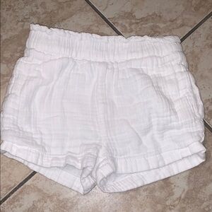 toddler white Shorts Baby GAP 18-24 (with pockets)